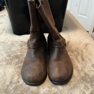 Harley Davidson motorcycle boots